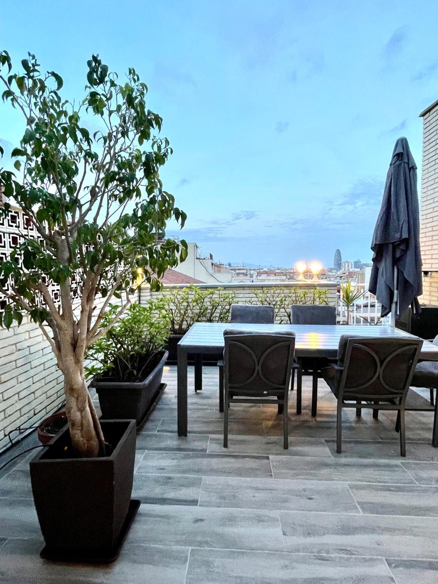 Apartamento Spacious Penthouse With Big Private Terrace & View Barcelona