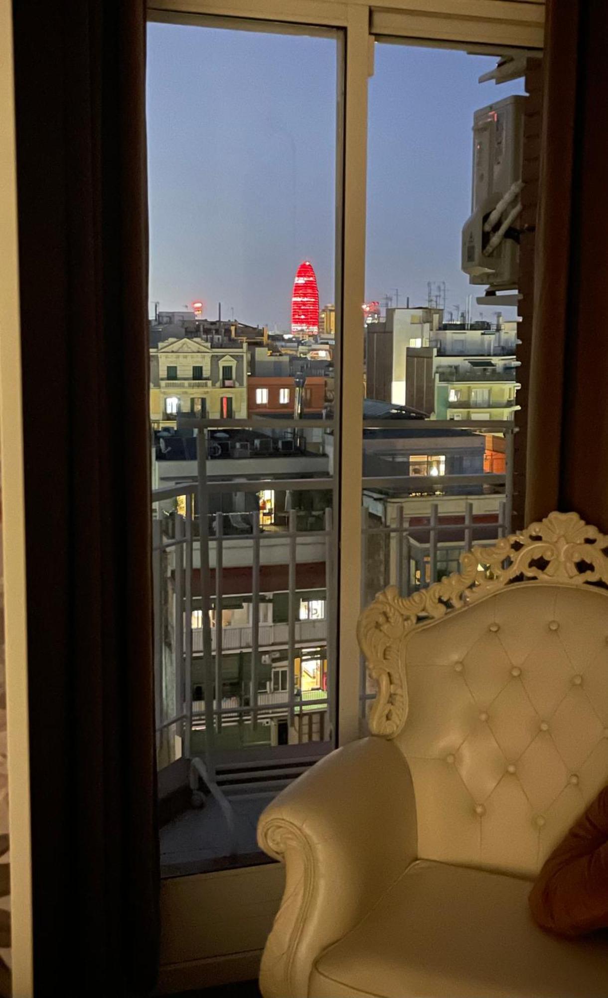 Apartamento Spacious Penthouse With Big Private Terrace & View *